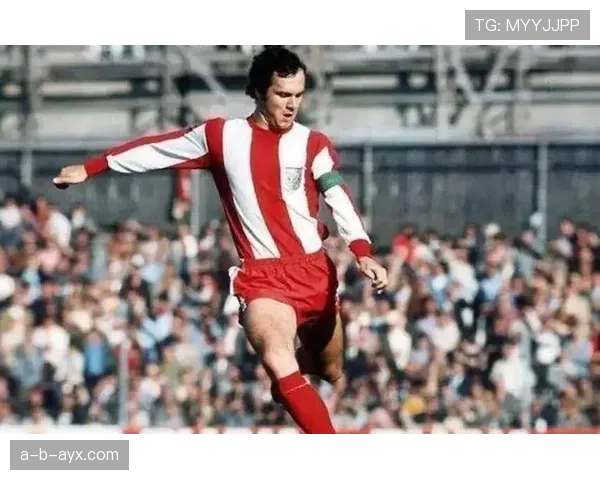 贝肯鲍尔战术薪火相传,新锐教练引领现代足球复兴 贝肯鲍尔战术薪火相传,新锐教练引领现代足球复兴