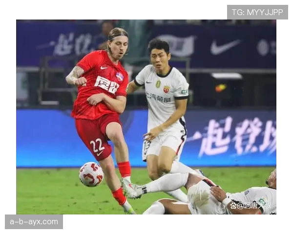 中超激战上演精彩对决,绝妙进球点燃赛场激情