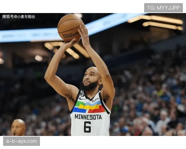 马尔蒂尼防守端数据分析：场均拦截与抢断表现稳健